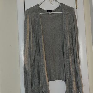 Woman’s grey sweater. Size XXL. Basic editions.